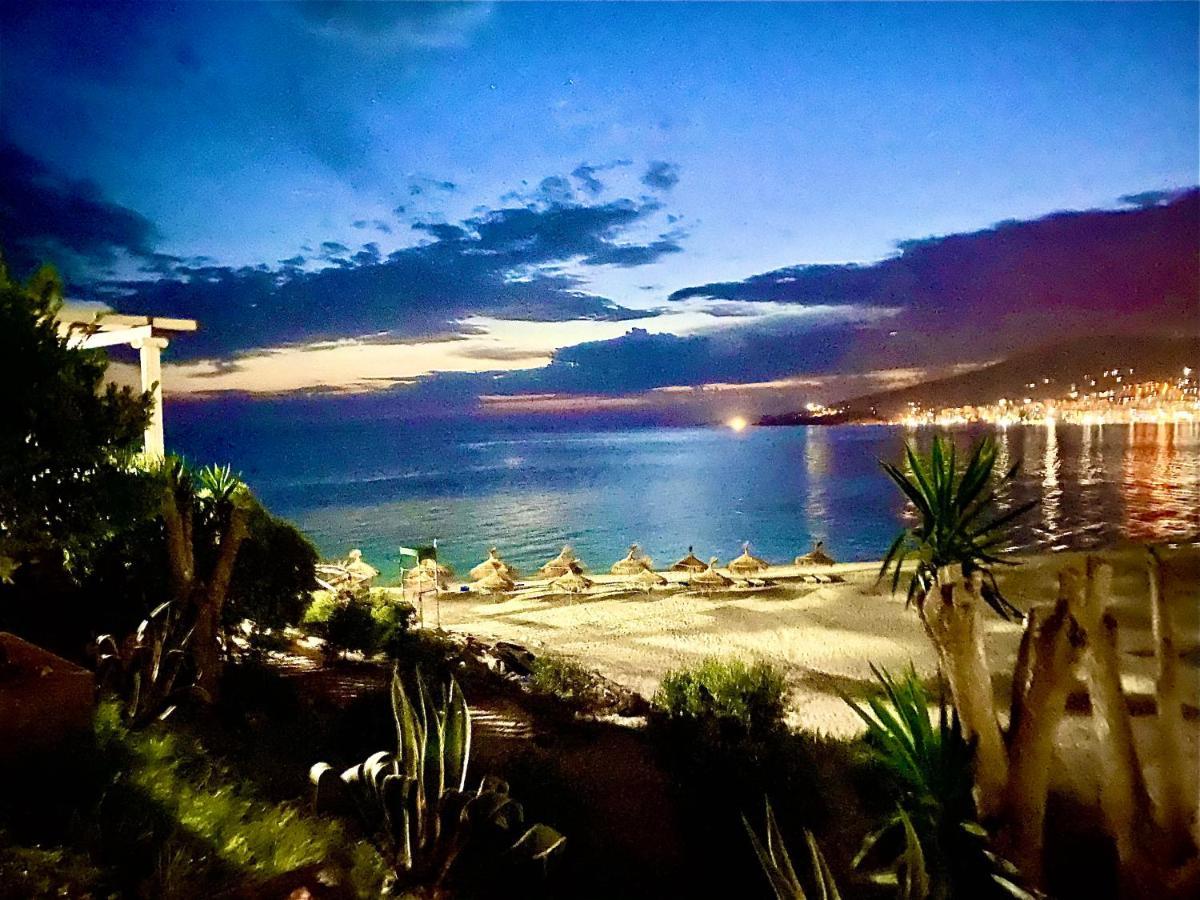 Double or Twin Room Sea View