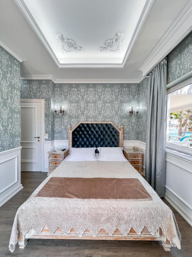 Deluxe Double Room Side Sea View
