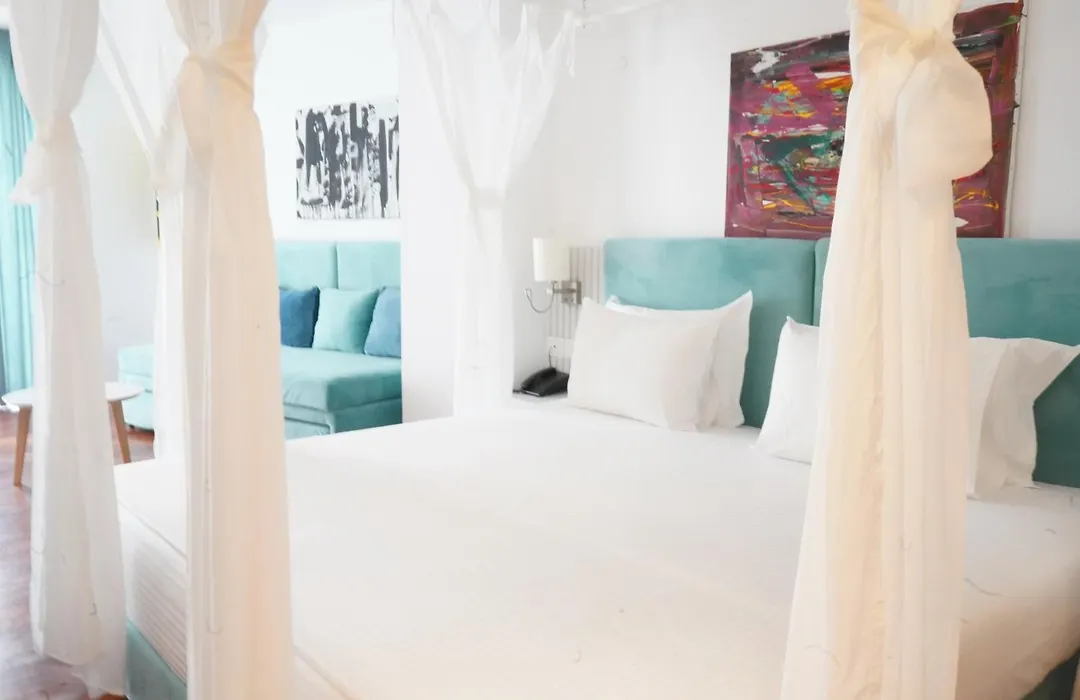 Bougainville Bay Hotel-1